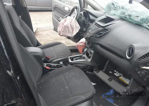 2016 Ford Fiesta Se z USA, uszkodzony, nr VIN 3FADP4EJ7GM142042